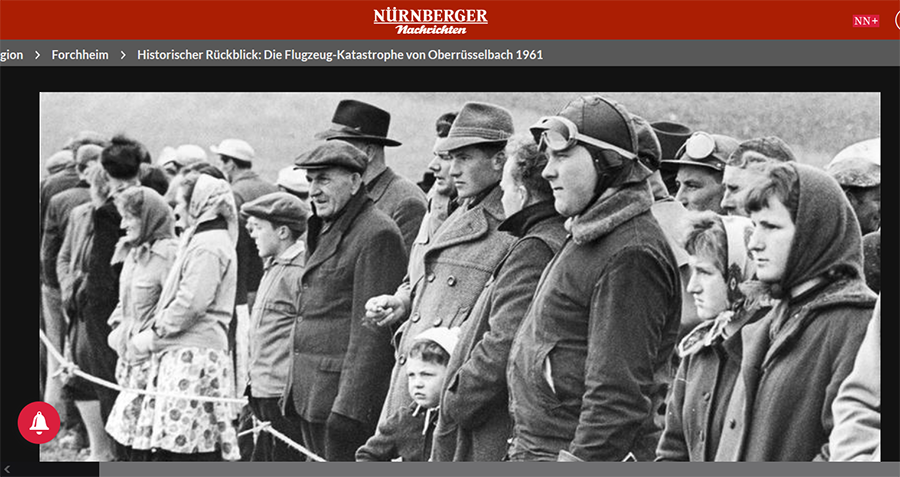 <p>2022/2024<br />
Family Constellations</p>
